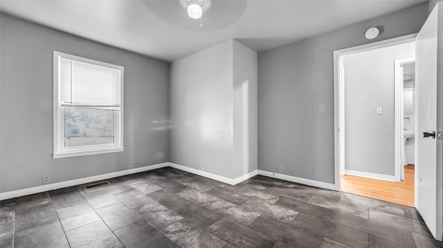 1528 W Day Street, Denison, TX 75020