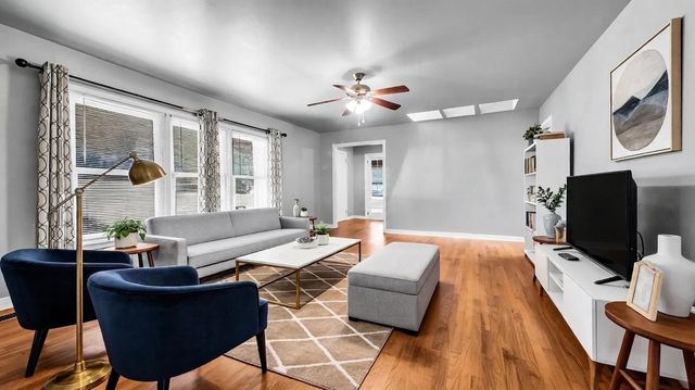 1528 W Day Street, Denison, TX 75020