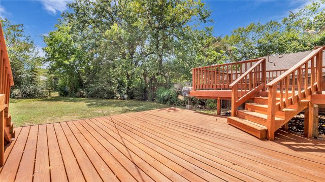 1528 W Day Street, Denison, TX 75020