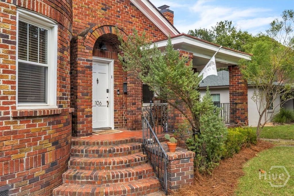 1106 E 51st Street, Savannah, GA 31404