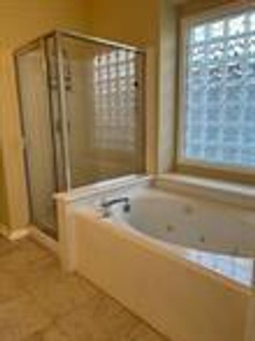 6030 Bassetdale Lane, Houston, TX 77084