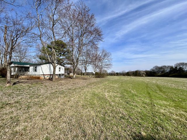 3754 Aedc Rd, Winchester, TN 37398
