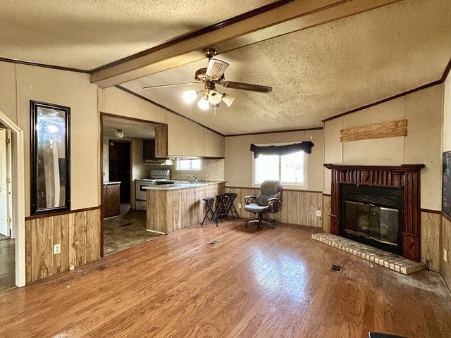 3754 Aedc Rd, Winchester, TN 37398
