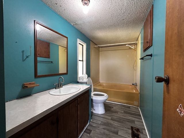 3754 Aedc Rd, Winchester, TN 37398