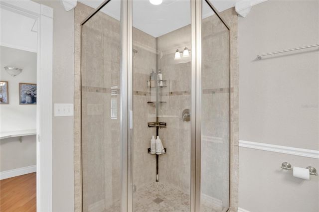 619 GATLIN AVENUE, Orlando, FL 32806