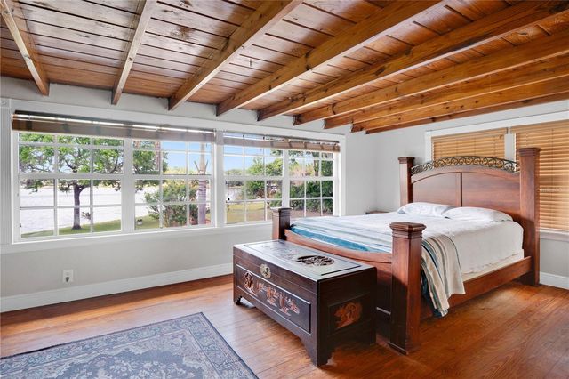 619 GATLIN AVENUE, Orlando, FL 32806