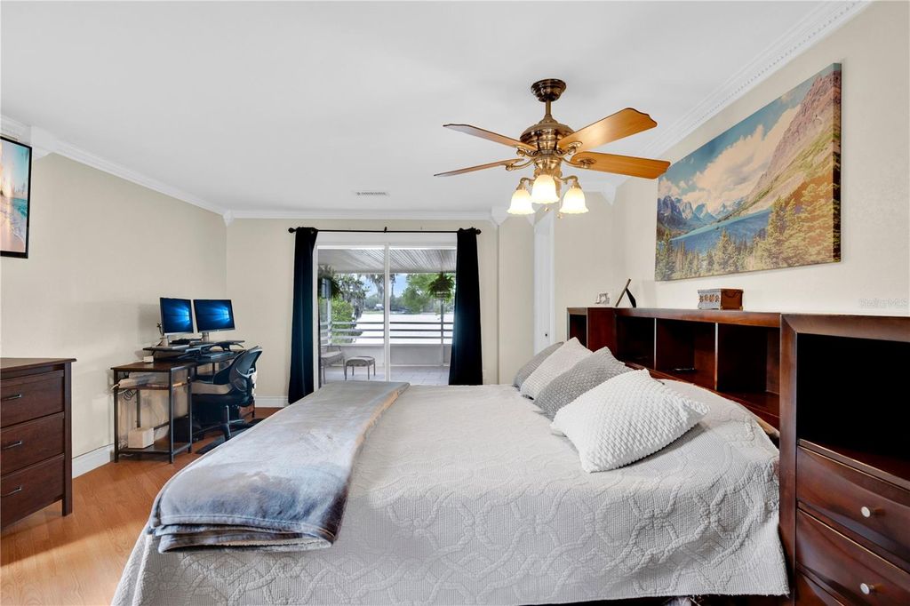 Image 19 of property listing at 619 GATLIN AVENUE, Orlando, FL 32806