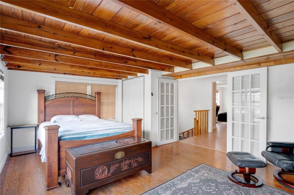 Image 29 of property listing at 619 GATLIN AVENUE, Orlando, FL 32806