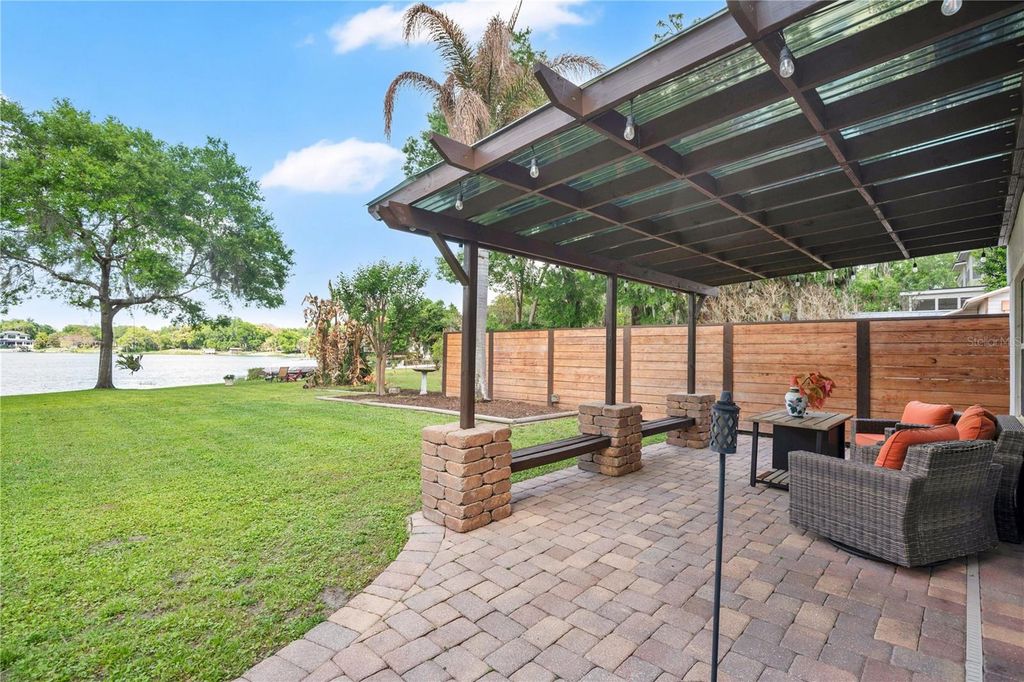 Image 36 of property listing at 619 GATLIN AVENUE, Orlando, FL 32806