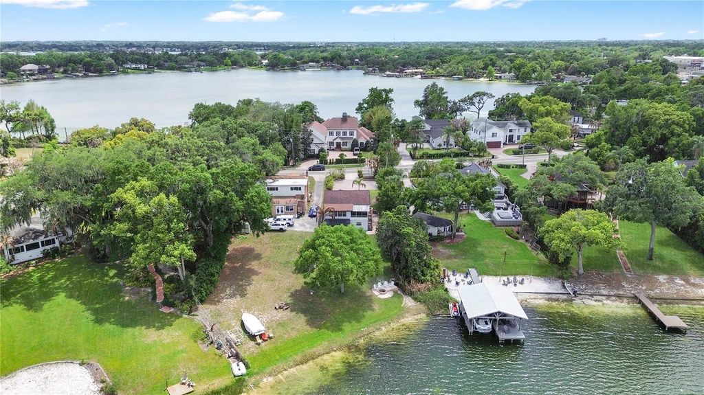 Image 50 of property listing at 619 GATLIN AVENUE, Orlando, FL 32806