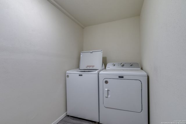 6500 Honey HL, San Antonio, TX 78229
