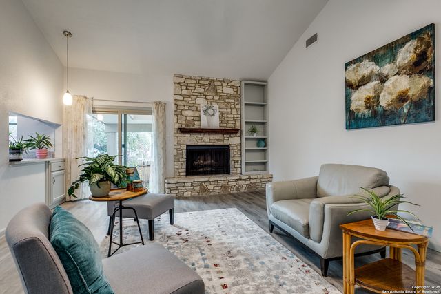 6500 Honey HL, San Antonio, TX 78229