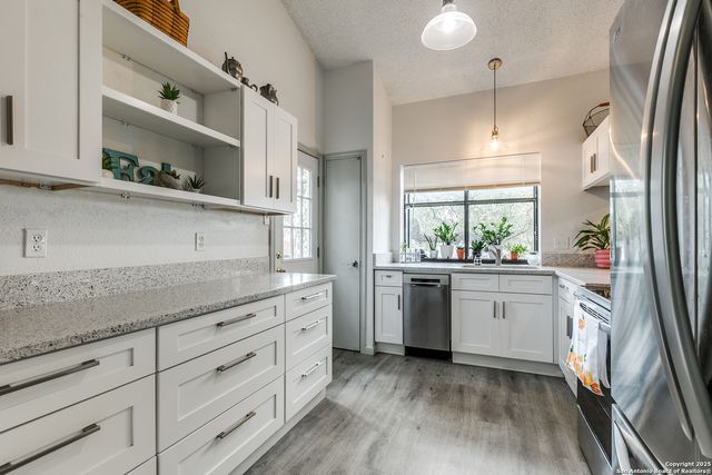 6500 Honey HL, San Antonio, TX 78229