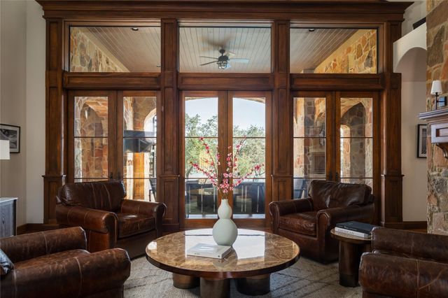 17743 W Reed Parks RD, Jonestown, TX 78645