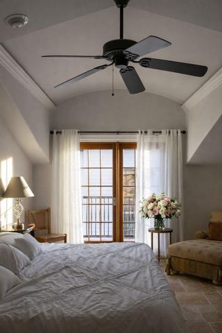 17743 W Reed Parks RD, Jonestown, TX 78645