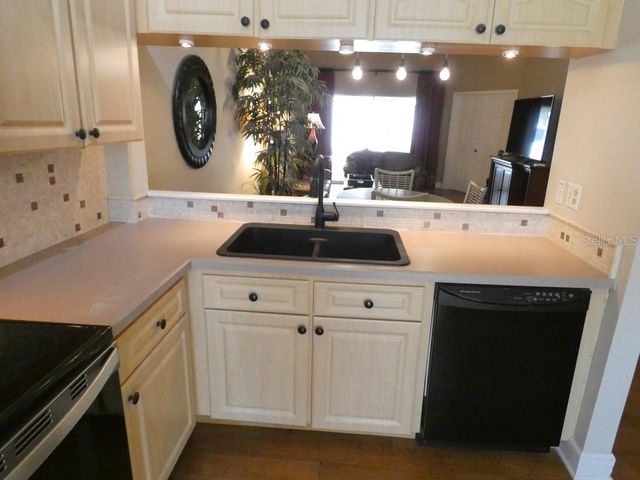 1050 STARKEY ROAD 405, Largo, FL 33771