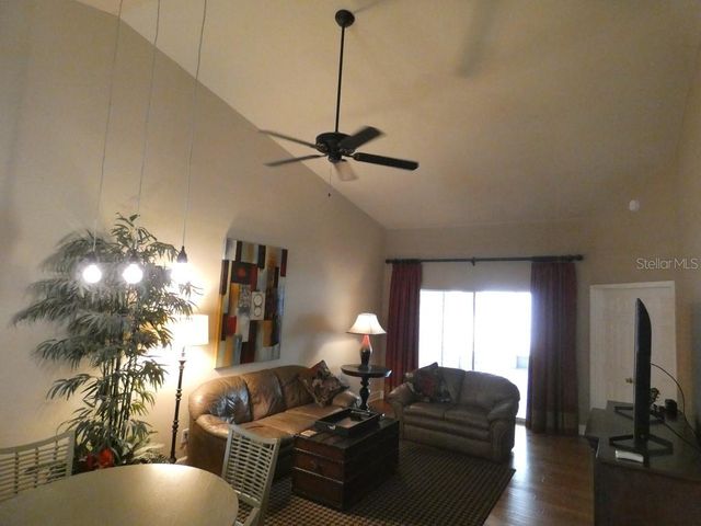 1050 STARKEY ROAD 405, Largo, FL 33771