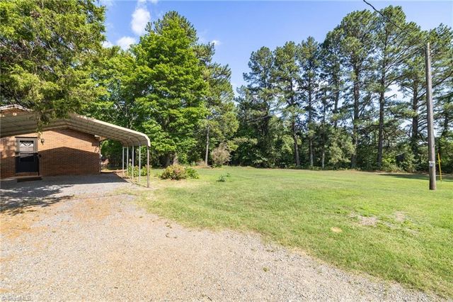 1130 Nc Highway 770, Mayodan, NC 27027
