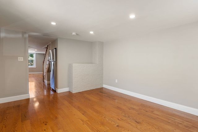 69 North St 69, Hingham, MA 02043