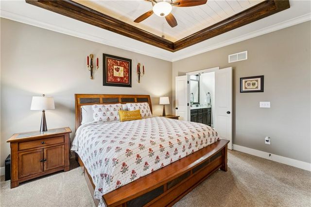 20136 W 224th Terrace, Spring Hill, KS 66083