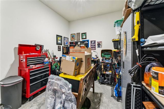 20136 W 224th Terrace, Spring Hill, KS 66083