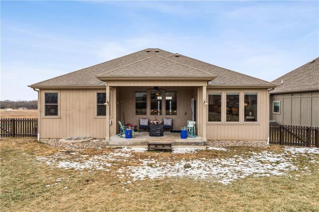 20136 W 224th Terrace, Spring Hill, KS 66083