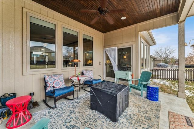 20136 W 224th Terrace, Spring Hill, KS 66083