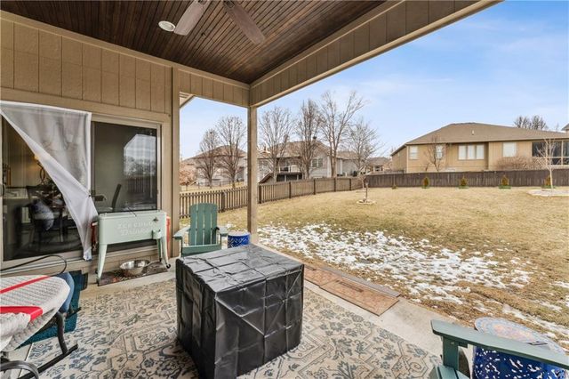 20136 W 224th Terrace, Spring Hill, KS 66083