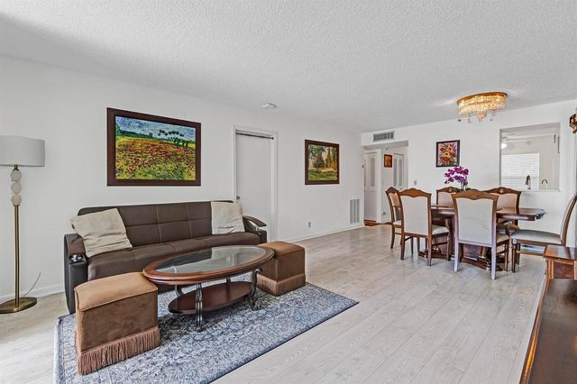 14575 Bonaire Boulevard 202, Delray Beach, FL 33446