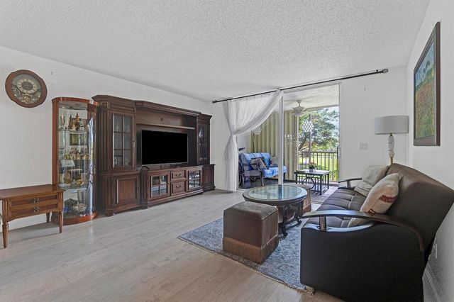 14575 Bonaire Boulevard 202, Delray Beach, FL 33446