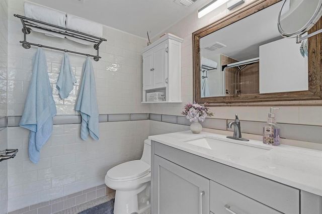 14575 Bonaire Boulevard 202, Delray Beach, FL 33446