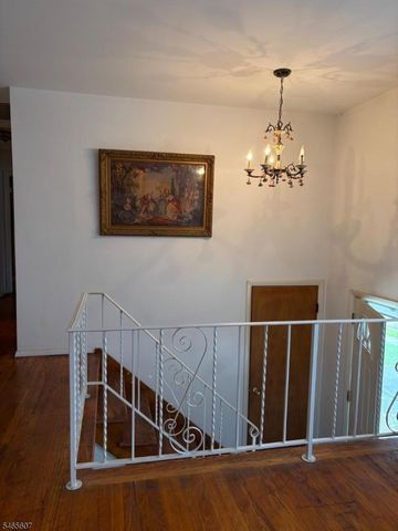 3 Sarno St, Woodbridge Twp., NJ 07067