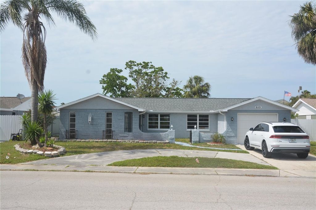 Image 2 of property listing at 6101 SEABREEZE DRIVE, Port Richey, FL 34668