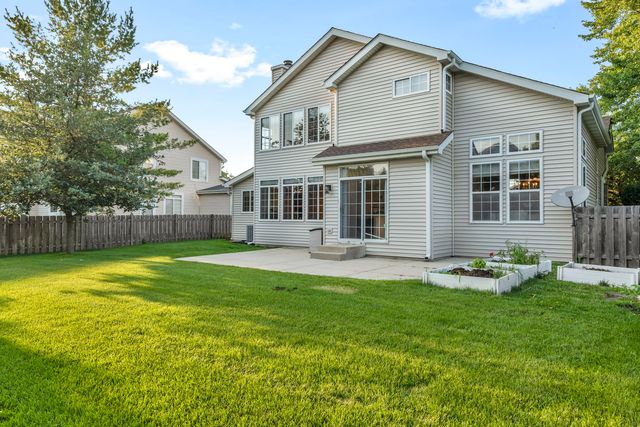 2241 AVALON Court S, Buffalo Grove, IL 60089