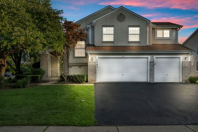 2241 AVALON Court S, Buffalo Grove, IL 60089