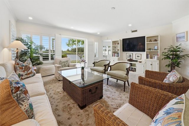 8825 W Orchid Island Circle 503, Vero Beach, FL 32963