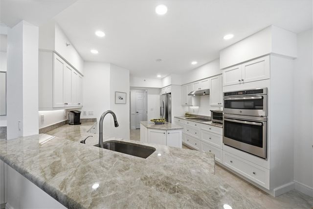 8825 W Orchid Island Circle 503, Vero Beach, FL 32963