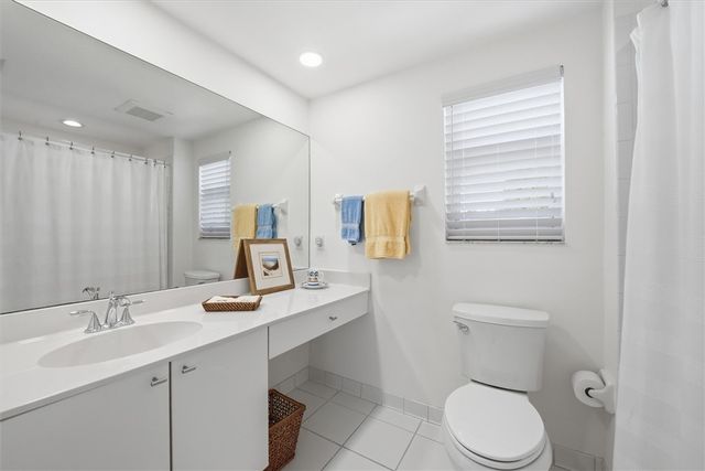 8825 W Orchid Island Circle 503, Vero Beach, FL 32963