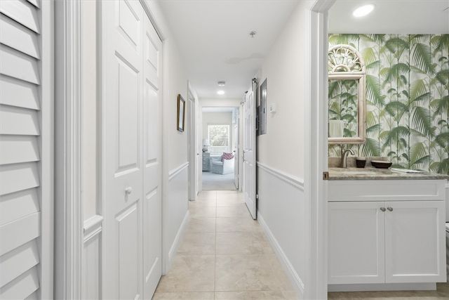 8825 W Orchid Island Circle 503, Vero Beach, FL 32963