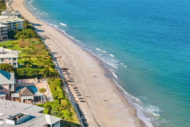 8825 W Orchid Island Circle 503, Vero Beach, FL 32963