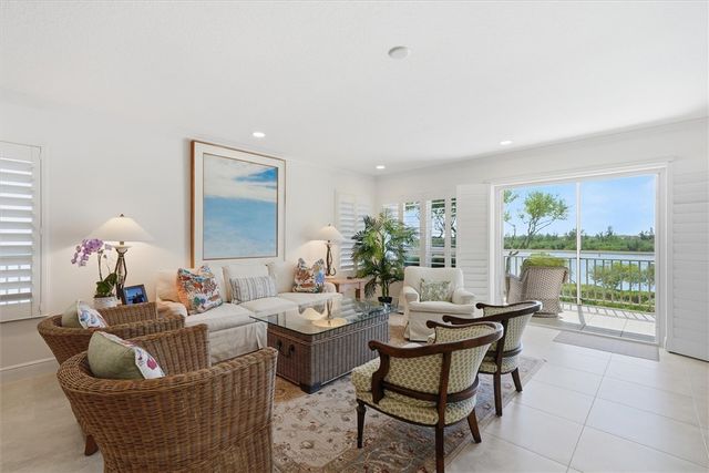8825 W Orchid Island Circle 503, Vero Beach, FL 32963