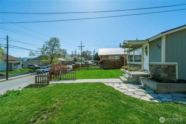 726 Methow Street, Wenatchee, WA 98801