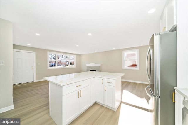 7103 LOCH RAVEN RD, Temple Hills, MD 20748