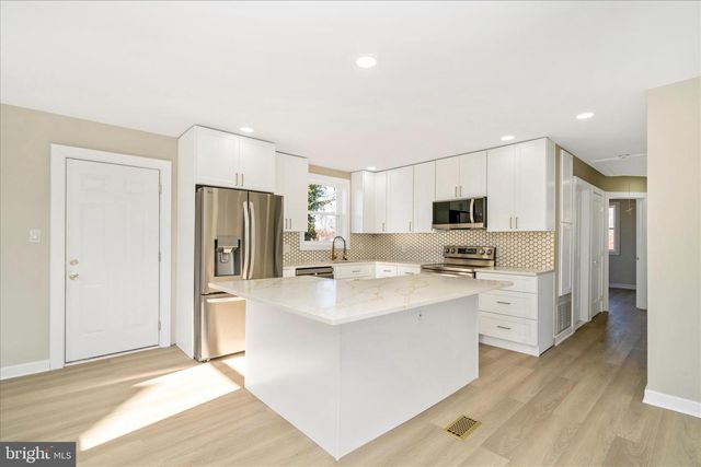 7103 LOCH RAVEN RD, Temple Hills, MD 20748