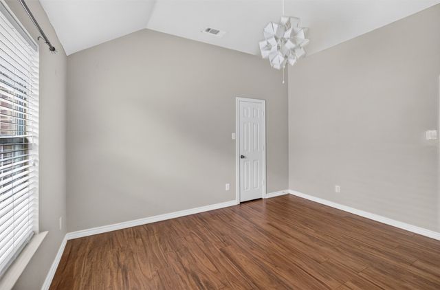 2848 Gillespie Lane, Grand Prairie, TX 75052