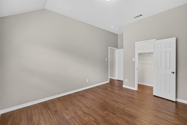 2848 Gillespie Lane, Grand Prairie, TX 75052