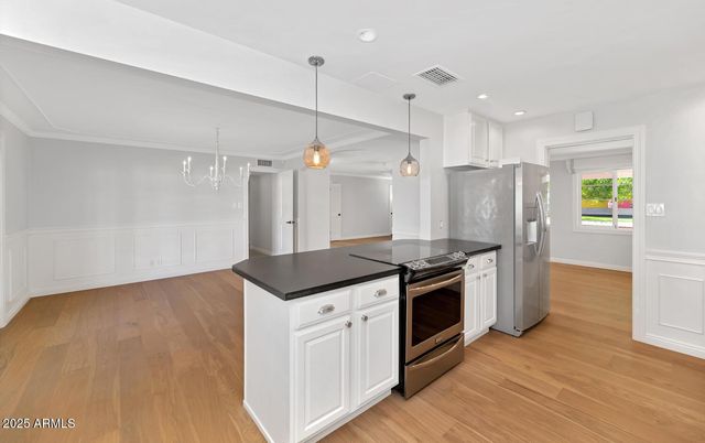 4621 N 43rd Street, Phoenix, AZ 85018