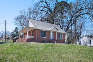 301 Westwood Dr, Mcminnville, TN 37110