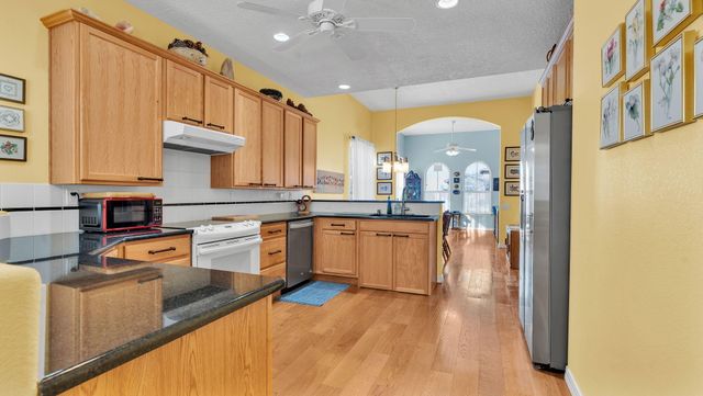 331 Rio Chama Circle SW, Los Lunas, NM 87031