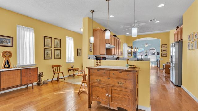 331 Rio Chama Circle SW, Los Lunas, NM 87031